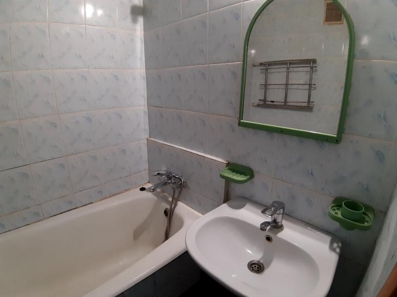 Квартира, 1-кімн., Харьков, 520м/р, Гвардейцев Широнинцев