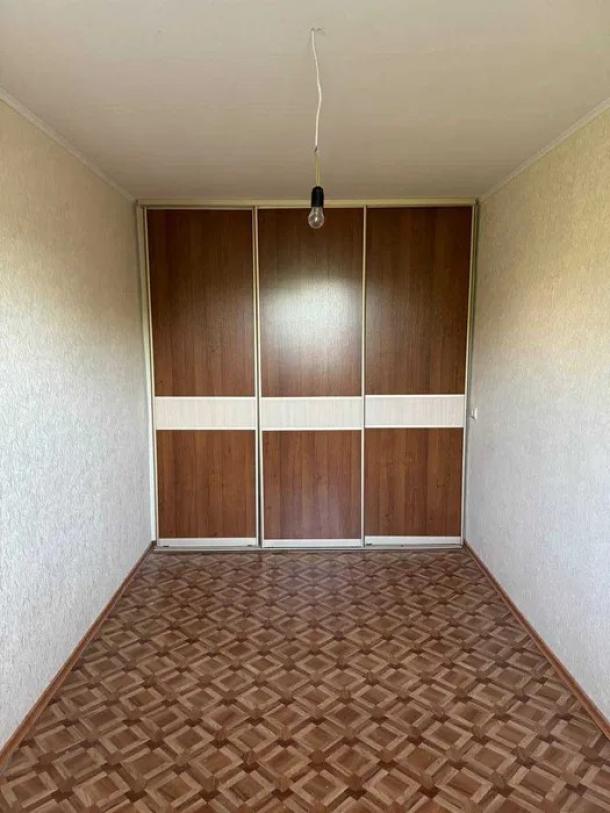 Квартира, 2-кімн., Чугуев, Чугуевский район