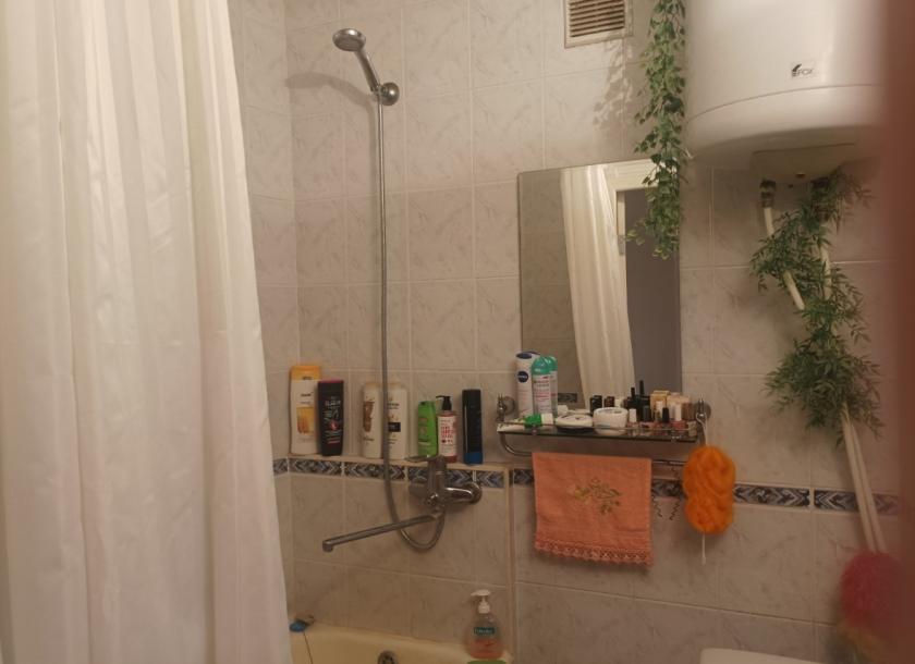 Квартира, 1-кімн., Харьков, 533м/р, Непокоренных (Героев Труда)