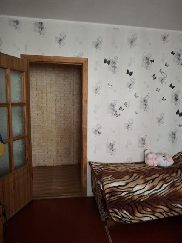 Квартира, 3-кімн., Харьков, Песочин, Квартальная