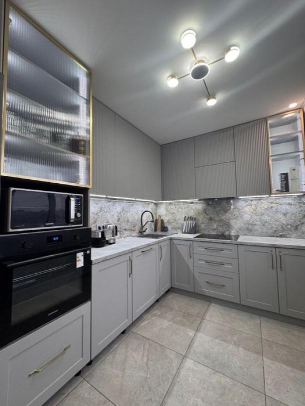 Квартира, 3-кімн., Харьков, 615м/р, Юбилейный пр. (50 лет ВЛКСМ пр.)