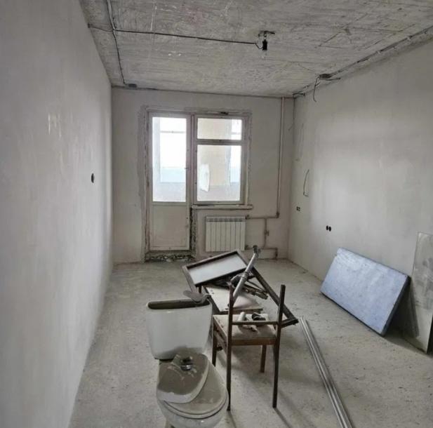Квартира, 3-кімн., Харьков, 624м/р, Амосова