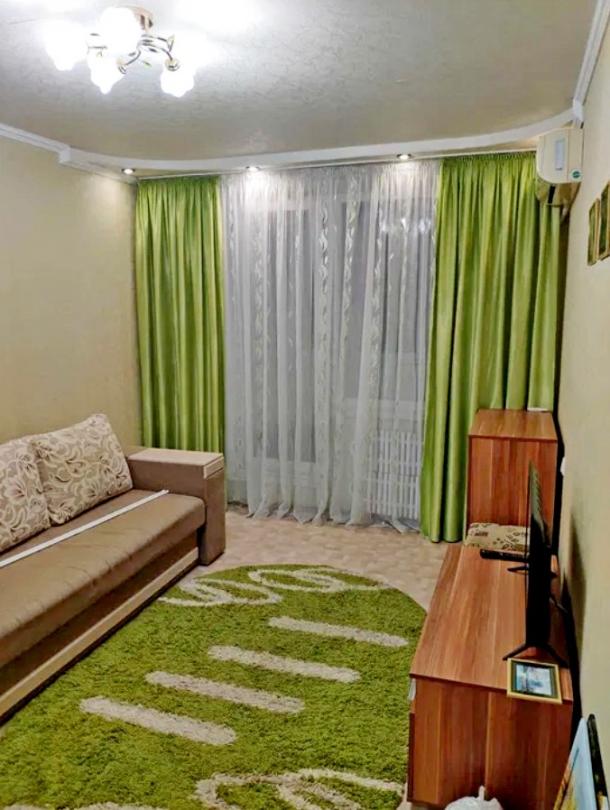 Квартира, 1-кімн., Харьков, 608м/р, Непокоренных (Героев Труда)