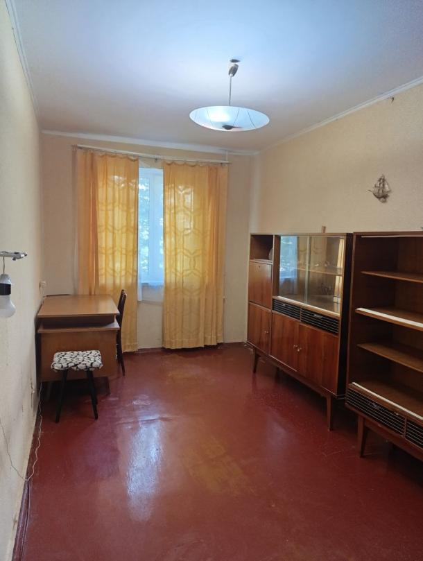 Квартира, 3-кімн., Харьков, Новые Дома, Каденюка (Танкопия)