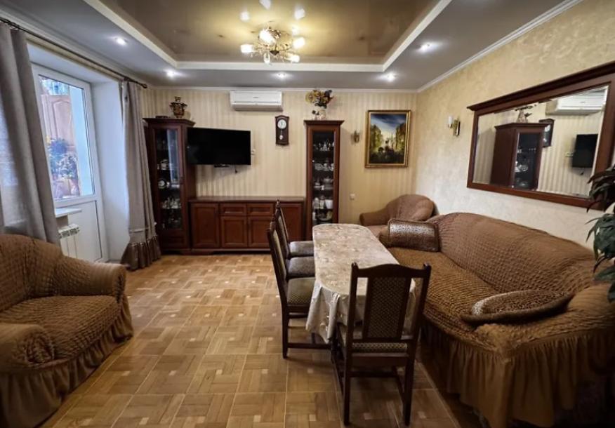 Квартира, 3-кімн., Харьков, Шатиловка, Профессора Атамановского (Коломенская)