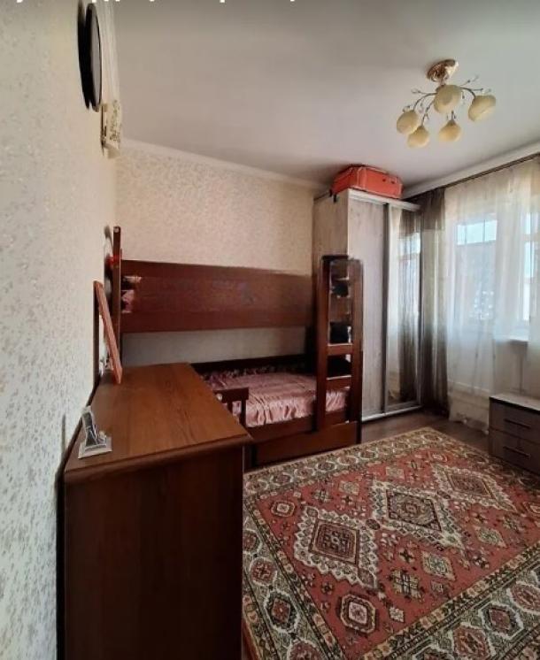 Квартира, 2-кімн., Харьков, 605м/р, Гвардейцев Широнинцев