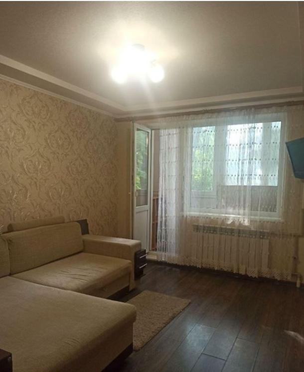 Квартира, 2-кімн., Харьков, 607м/р, Непокоренных (Героев Труда)