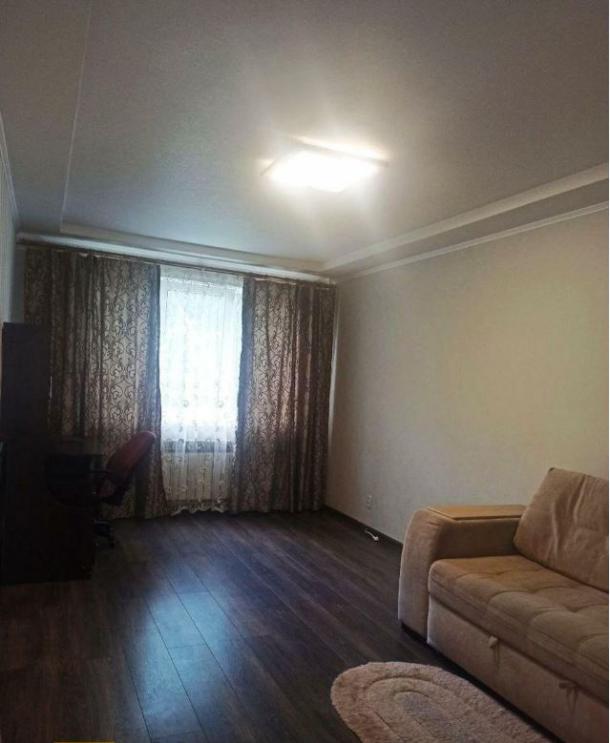 Квартира, 2-кімн., Харьков, 607м/р, Непокоренных (Героев Труда)