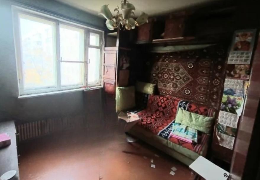 Квартира, 2-кімн., Харьков, 522м/р, Непокоренных (Героев Труда)