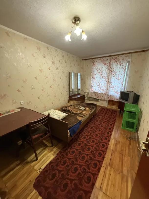 Квартира, 3-кімн., Харьков, Алексеевка, Людвига Свободы пр.