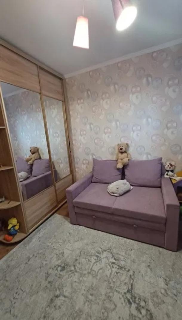 Квартира, 3-кімн., Харьков, Новые Дома, Жасминовый б-р (Слинько Петра)