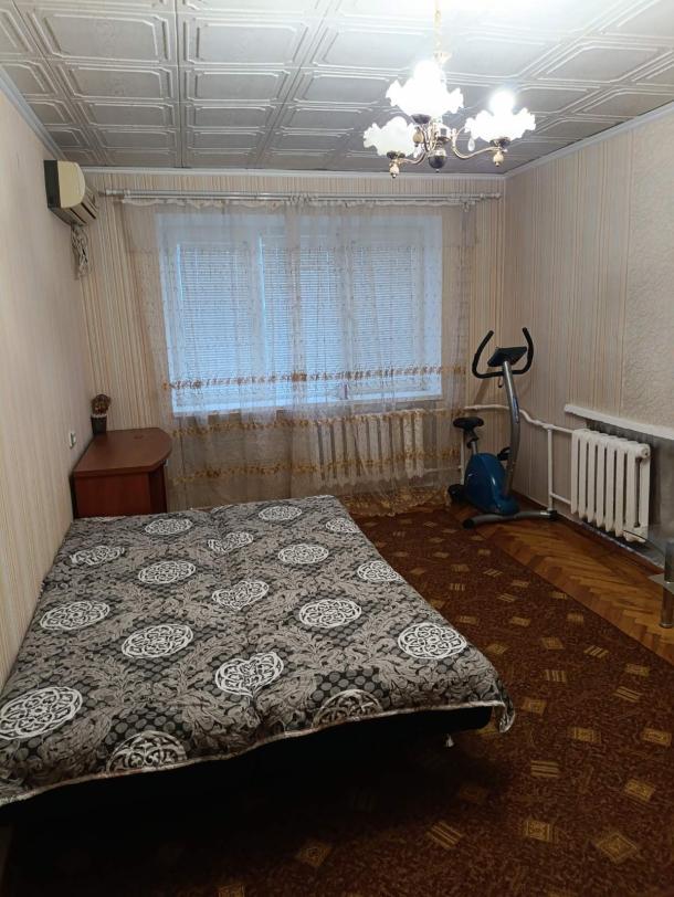 Квартира, 3-кімн., Харьков, Холодная Гора, Юрия Паращука (Минайленко)