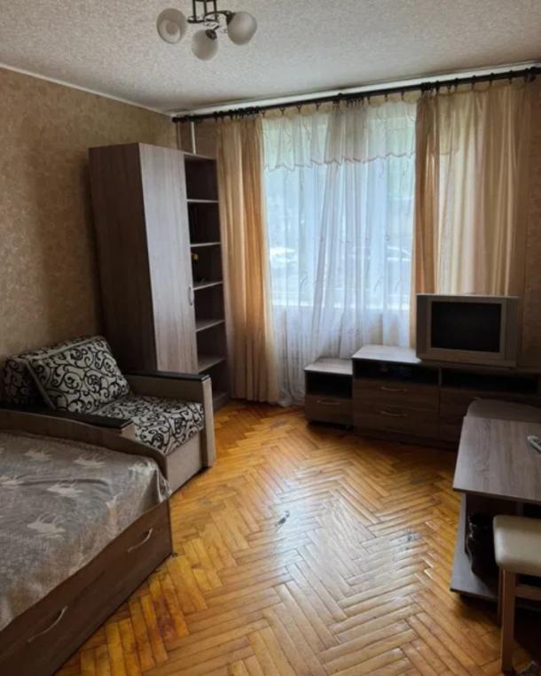 Квартира, 3-кімн., Харьков, Алексеевка, Людвига Свободы пр.