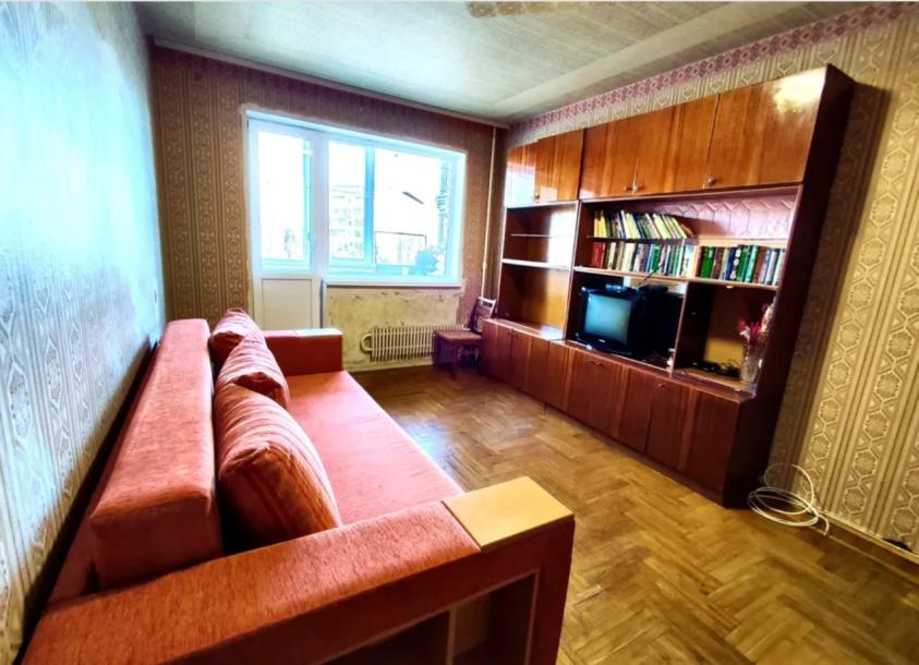 Квартира, 3-кімн., Харьков, 520м/р, Валентиновская