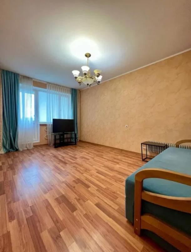 Квартира, 3-кімн., Харьков, Защитников Украины метро, Сергеевская
