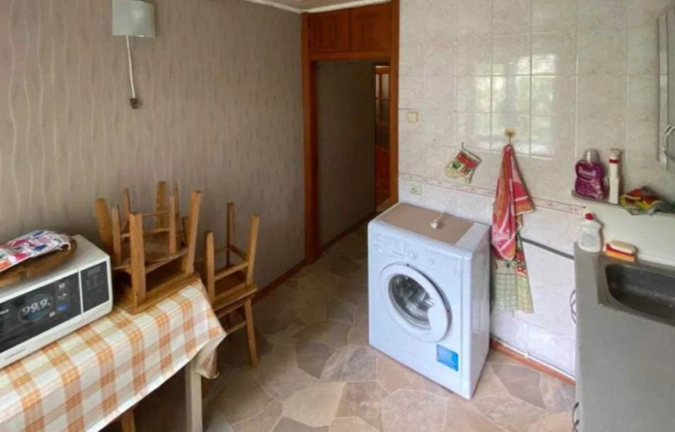 Квартира, 2-кімн., Харьков, Павлово Поле