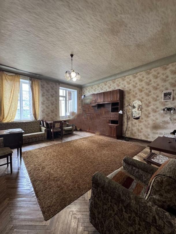 Квартира, 3-кімн., Харьков, Госпром, Независимости пр. (Правды пр.)