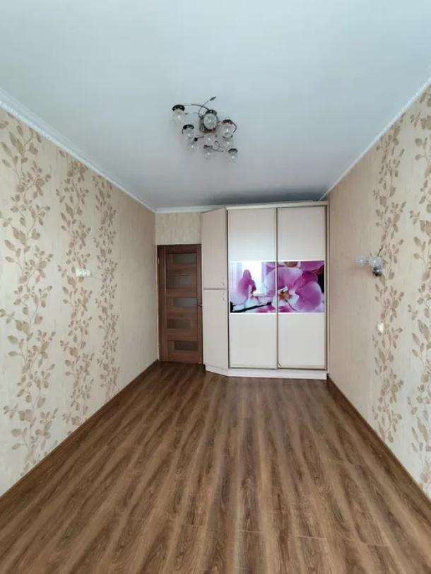 Квартира, 2-кімн., Харьков, Рогань жилмассив, 92-й бригады (Грицевца)