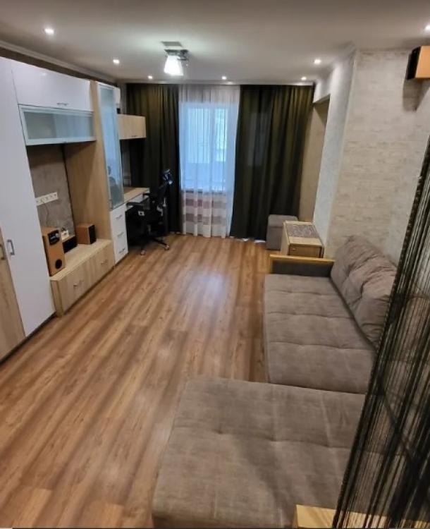 Квартира, 2-кімн., Харьков, Одесская, Аэрокосмический просп. (Гагарина проспект)