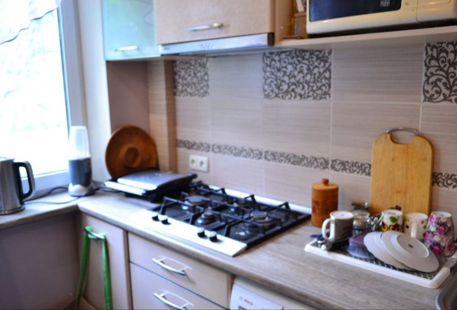 Квартира, 2-кімн., Харьков, 607м/р, Непокоренных (Героев Труда)