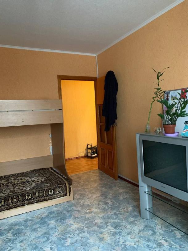 Квартира, 3-кімн., Харьков, Холодная Гора, Львовская