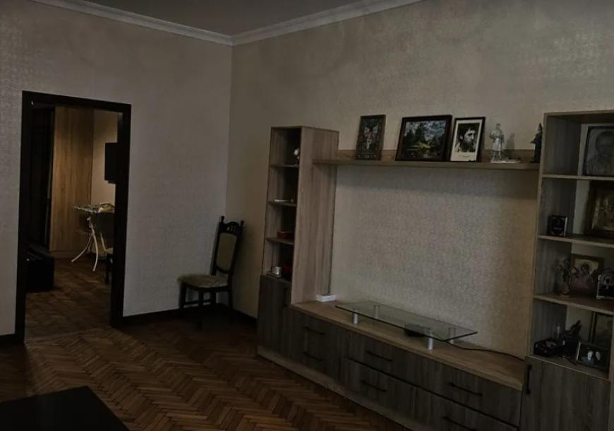 Квартира, 3-кімн., Харьков, Холодная Гора, Победителей