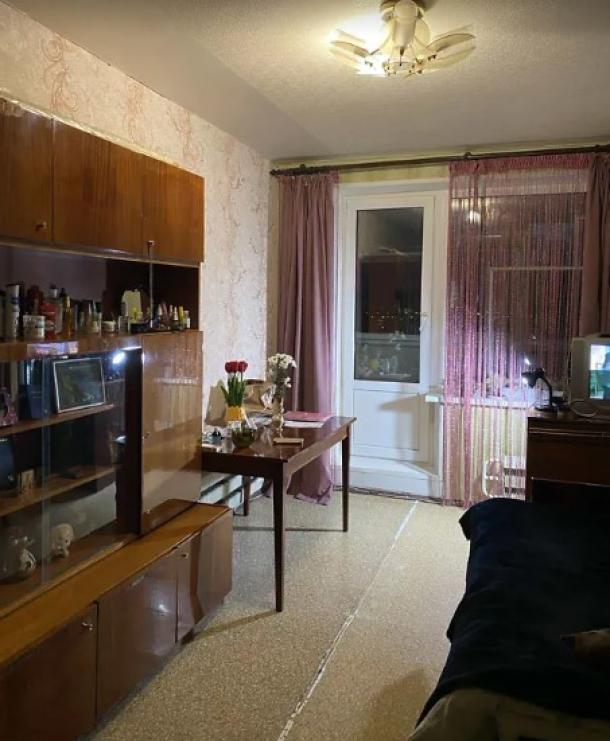 Квартира, 3-кімн., Харьков, 522м/р, Валентиновская
