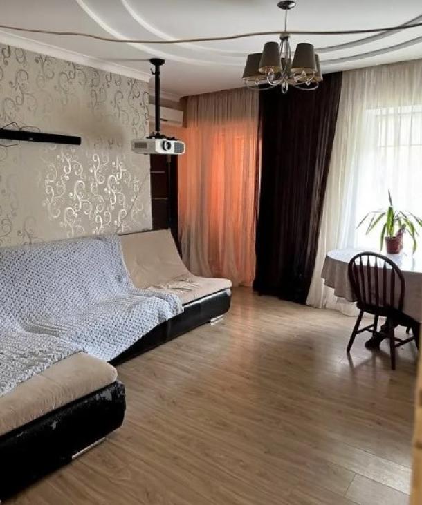 Квартира, 3-кімн., Харьков, Холодная Гора, Полтавский Шлях