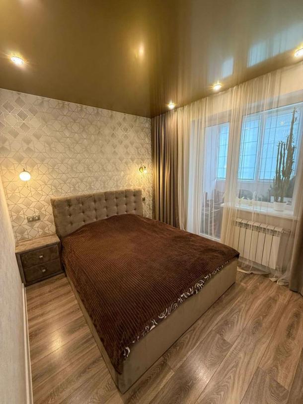 Квартира, 4-кімн., Харьков, 604м/р, Салтовское шоссе
