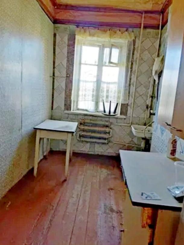 Квартира, 3-кімн., Эсхар, Чугуевский район, Леси Украинки (Совхозная,Ворошилова)