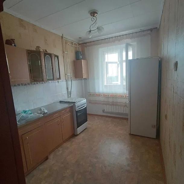 Квартира, 2-кімн., Чугуев, Чугуевский район, Гагарина в-зд