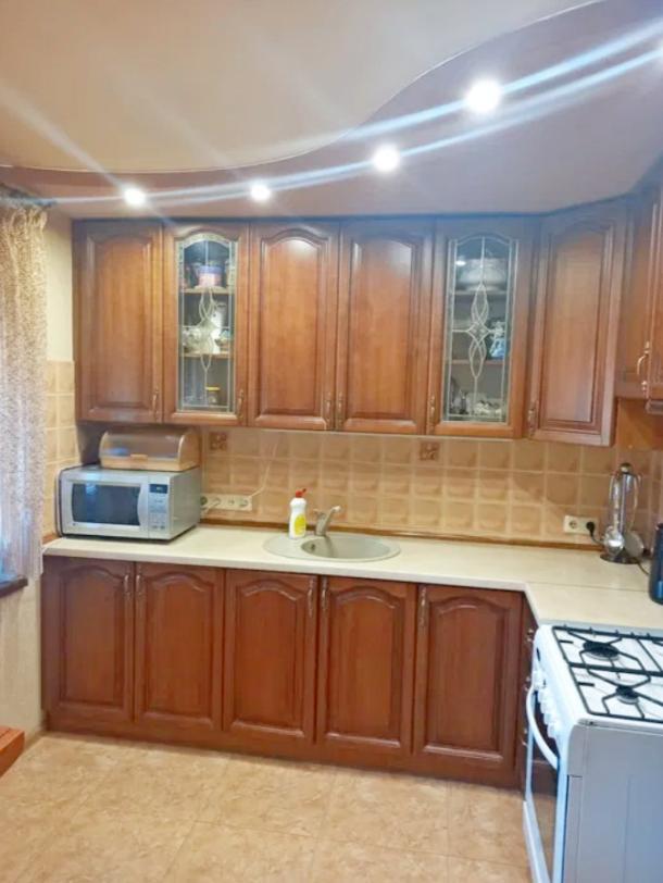Квартира, 2-кімн., Харьков, Немышля, Яблоневая