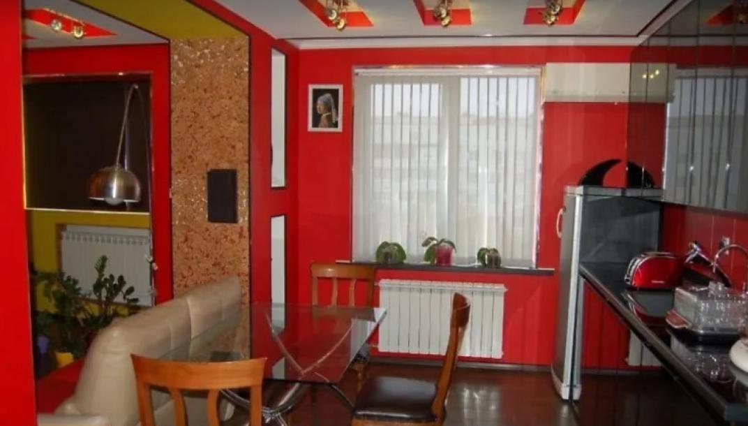 Квартира, 3-кімн., Харьков, 520м/р, Академика Павлова