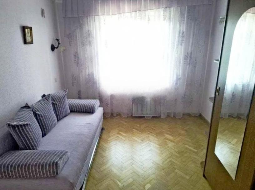 Квартира, 3-кімн., Харьков, Центр, Кооперативная (Петровского)