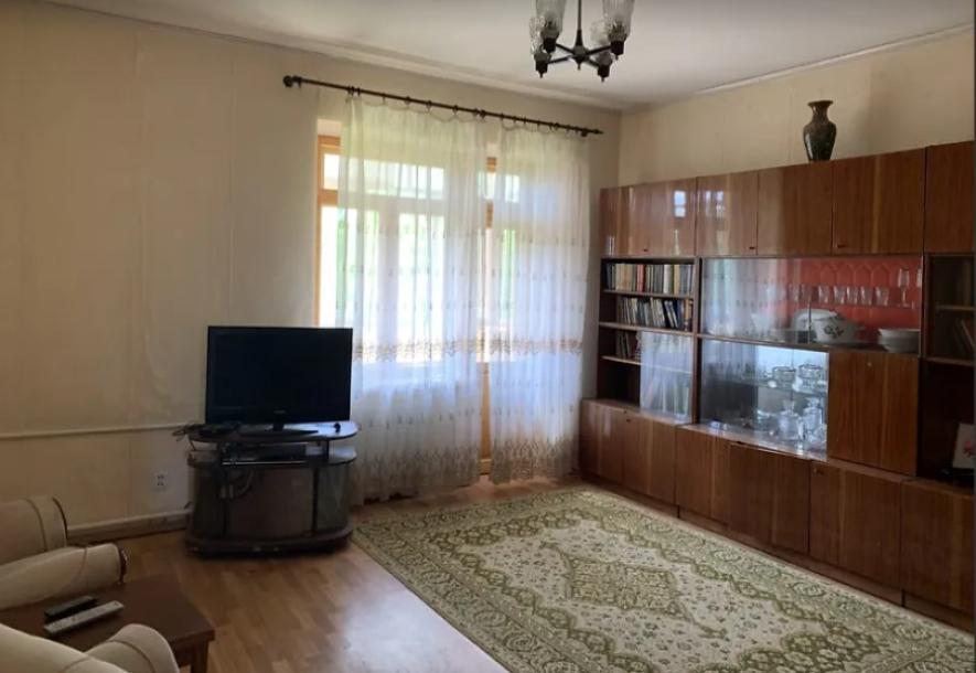 Квартира, 3-кімн., Харьков, Нагорный, Каразина
