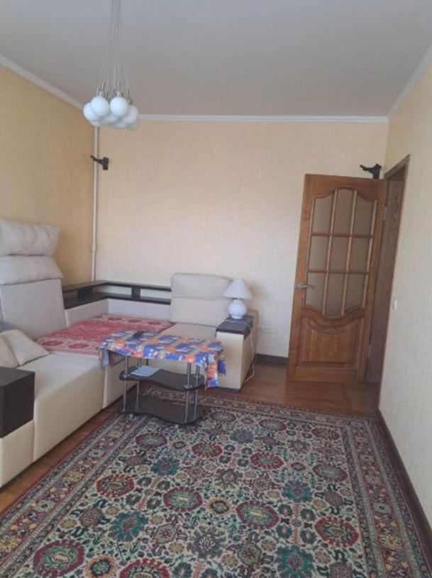 Квартира, 3-кімн., Харьков, 520м/р, Гвардейцев Широнинцев