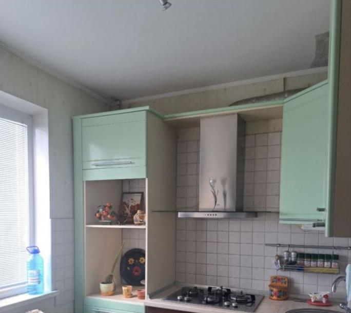 Квартира, 3-кімн., Харьков, 520м/р, Гвардейцев Широнинцев