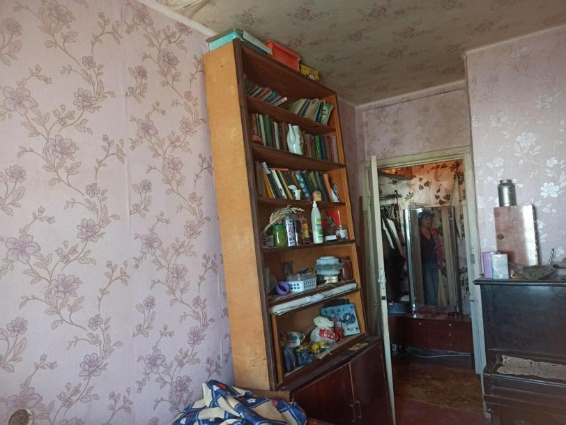 Квартира, 3-кімн., Харьков, 522м/р, Непокоренных (Героев Труда)