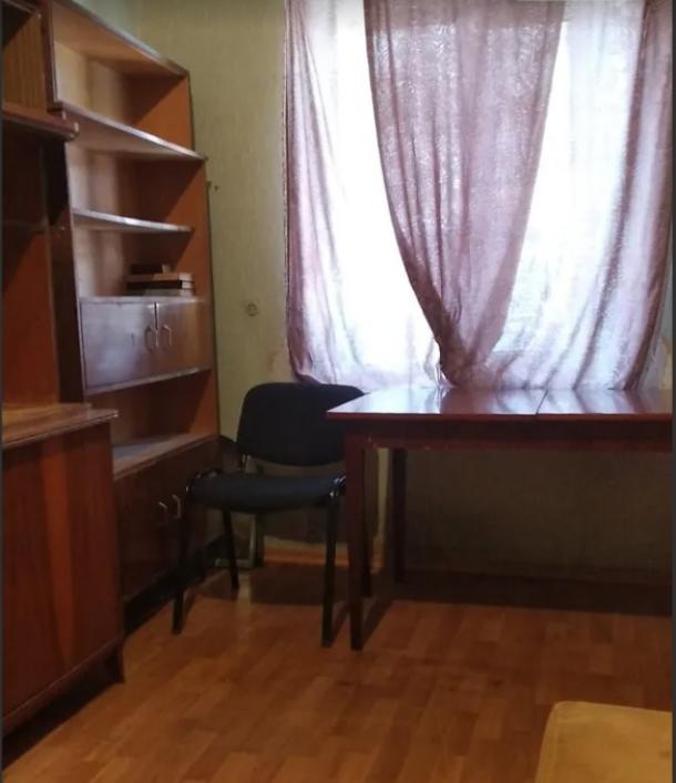 Квартира, 3-кімн., Харьков, Центр, Фейербаха пл.