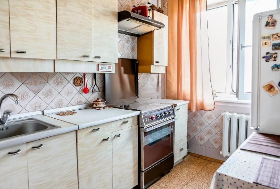 Квартира, 2-кімн., Харьков, Новые Дома, Ньютона