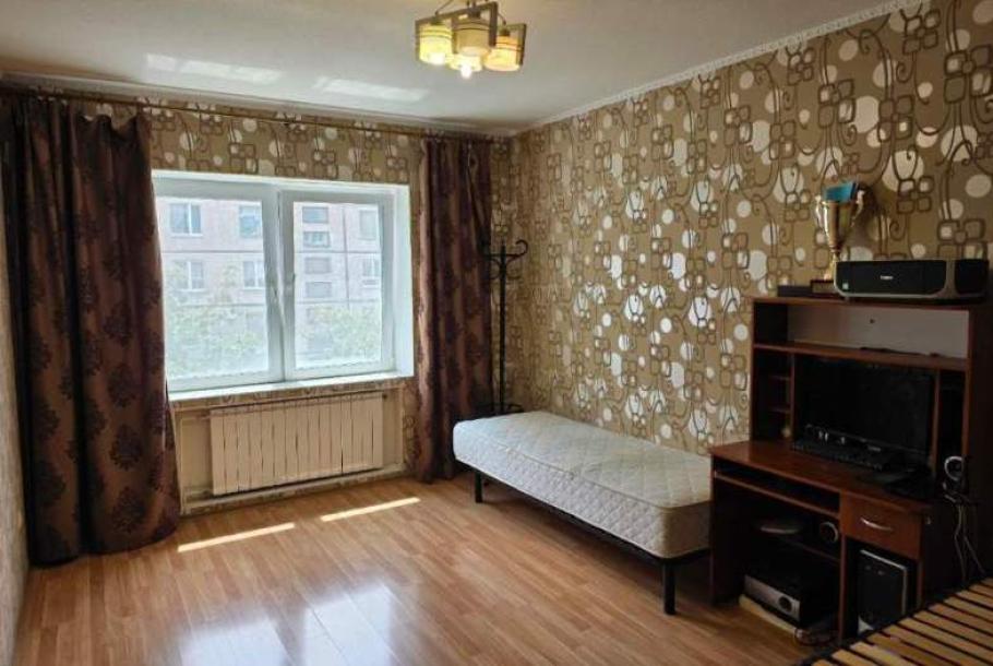 Квартира, 3-кімн., Харьков, 603м/р, Юбилейный пр. (50 лет ВЛКСМ пр.)