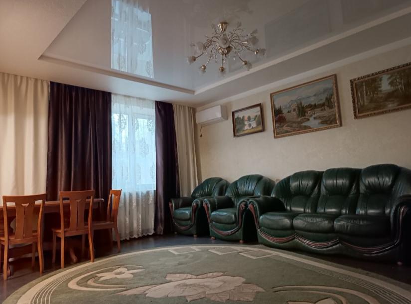 Квартира, 3-кімн., Харьков, Павлово Поле, Науки пр.