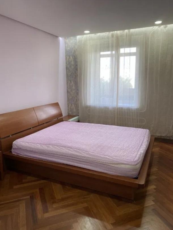 Квартира, 2-кімн., Харьков, Одесская, Аэрокосмический просп. (Гагарина проспект)