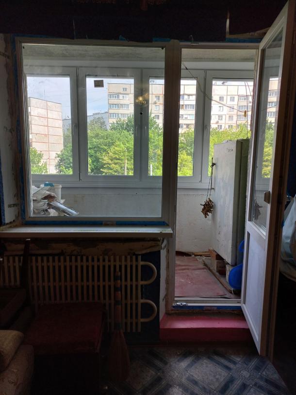 Квартира, 3-кімн., Харьков, 2 Северная Салтовка, Гвардейцев Широнинцев