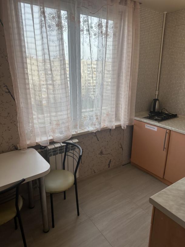 Квартира, 1-кімн., Харьков, 522м/р, Академика Павлова