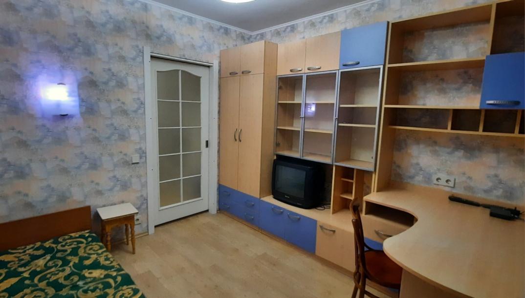 Квартира, 2-кімн., Харьков, Алексеевка, Ахсарова