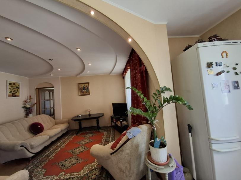Квартира, 3-кімн., Харьков, 520м/р, Владислава Зубенко (Тимуровцев)