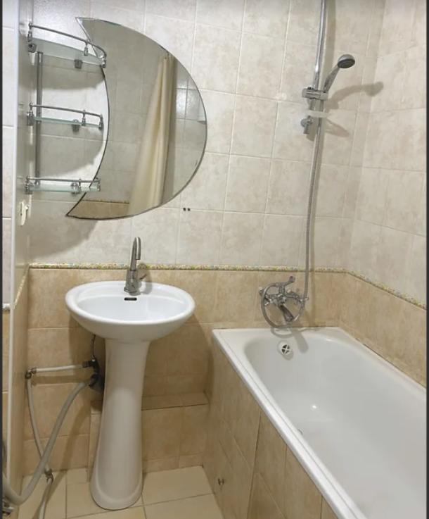 Квартира, 1-кімн., Харьков, 607м/р, Непокоренных (Героев Труда)