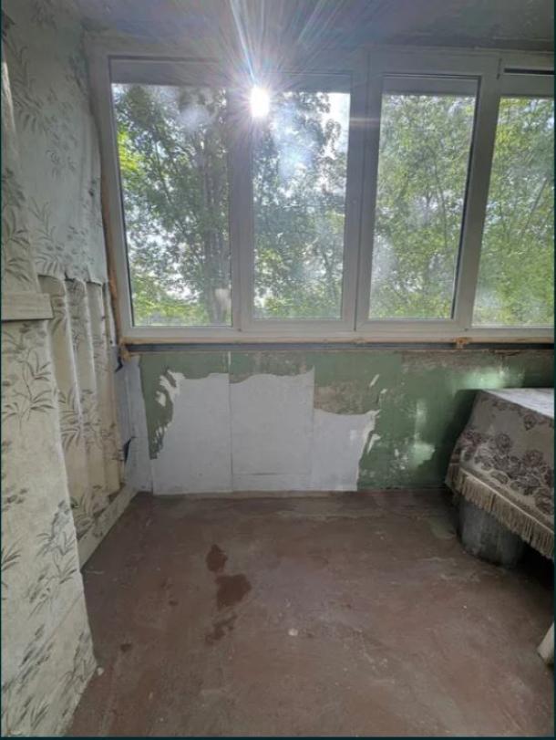 Квартира, 3-кімн., Харьков, 604м/р, Тракторостроителей просп.