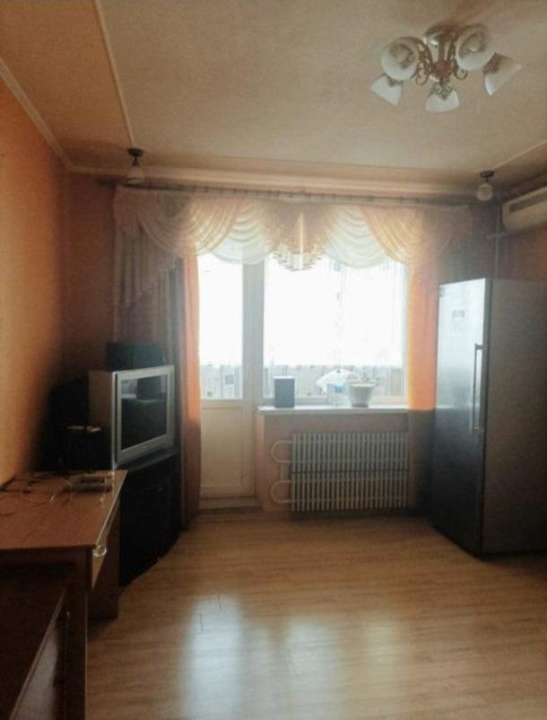 Квартира, 2-кімн., Харьков, Песочин, Квартальный пер.